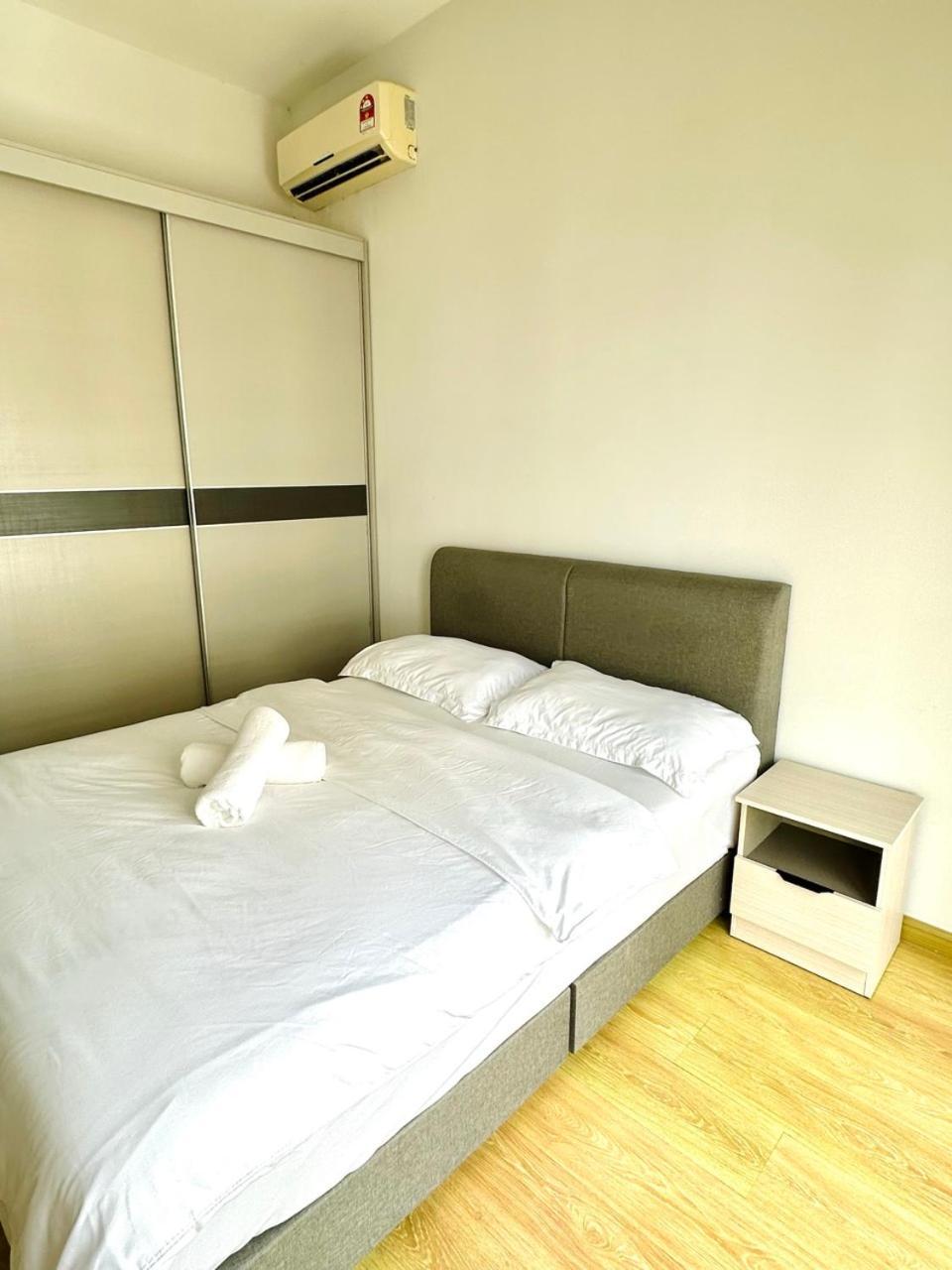 Apartment Danga Bay View 4 Pax Johor Bahru