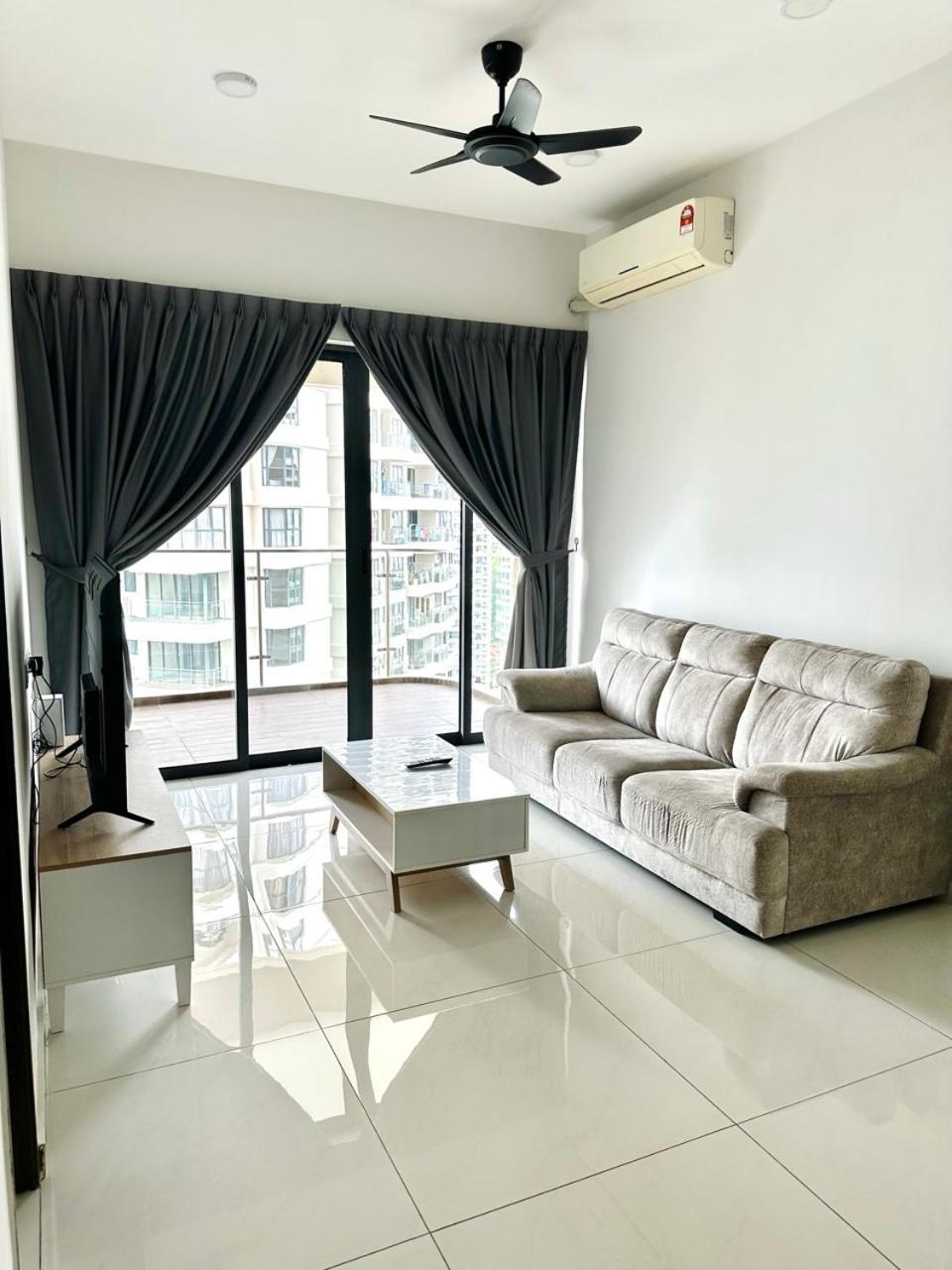 Danga Bay View 4 Pax Pangsapuri Johor Bahru